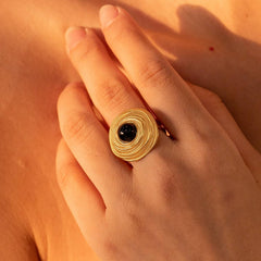 Retro Light Luxury Trendy DevilS Eye COil Ring