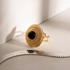 Retro Light Luxury Trendy DevilS Eye COil Ring